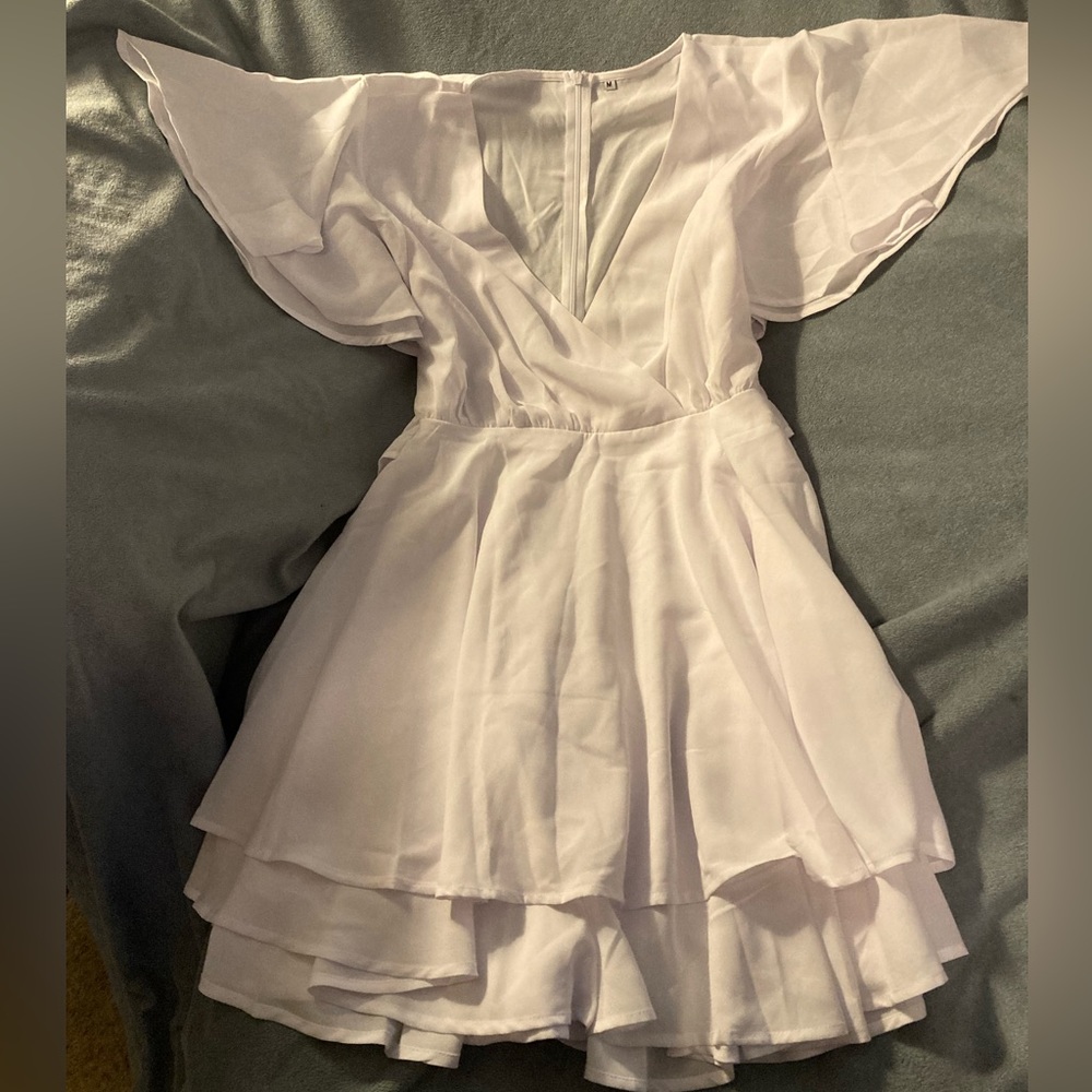 NiPaMi Women's Summer VNeck Short Sleeve Mini skater dress with belt. NEW